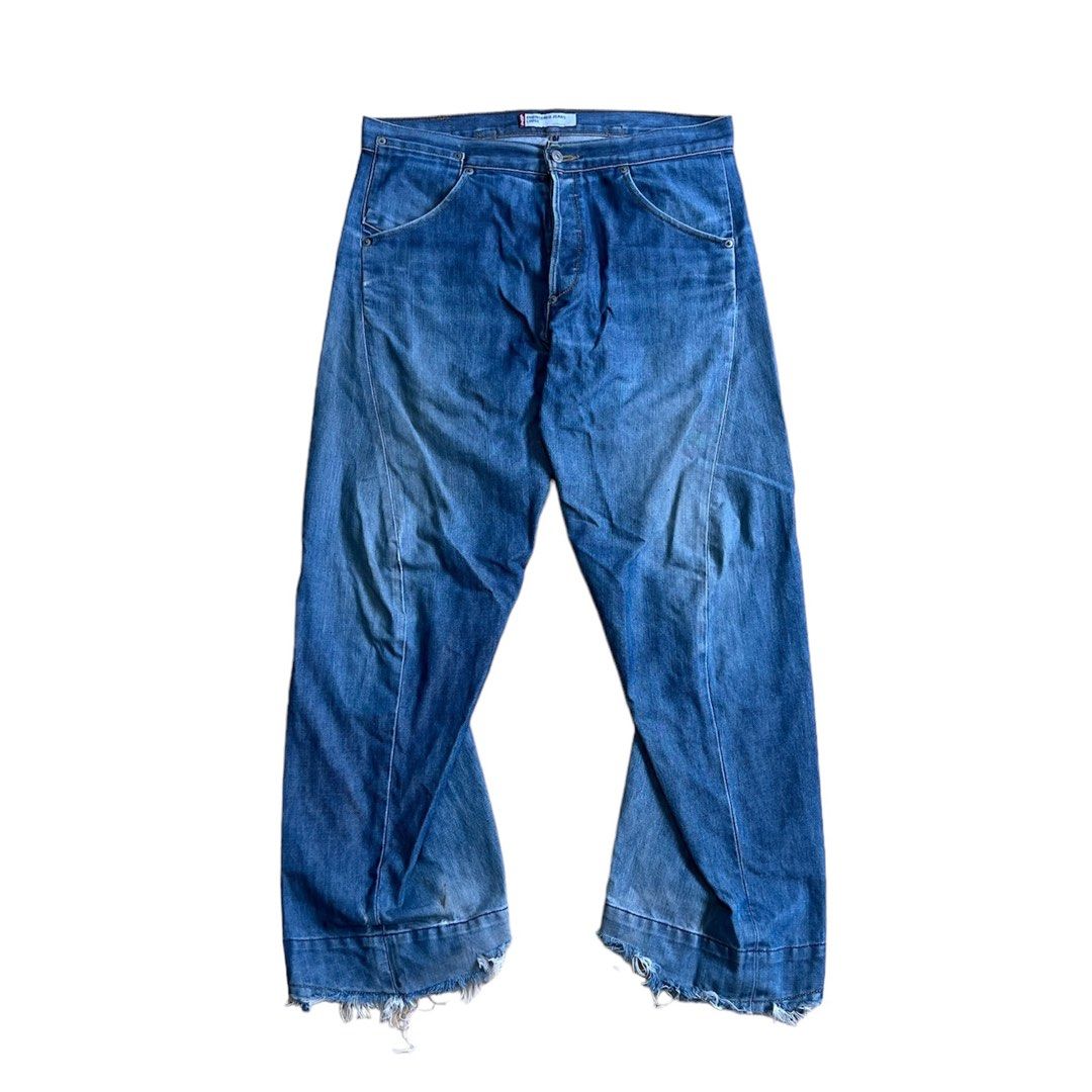 VINTAGE 2002 Y2K LEVI
