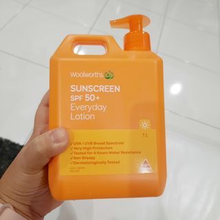 Woolworths Sunscreen SPF 50+  1 Liter