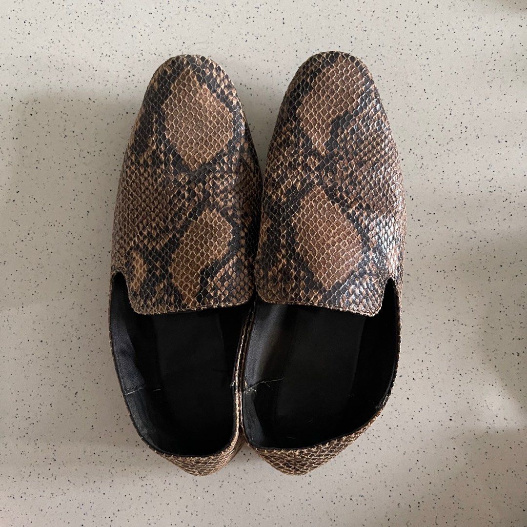 Zara snake loafers top
