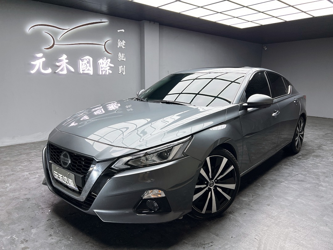 2020 Nissan Altima 卓越旗艦版 2.0 汽油 金屬灰, 汽車, 汽車出售在旋轉拍賣