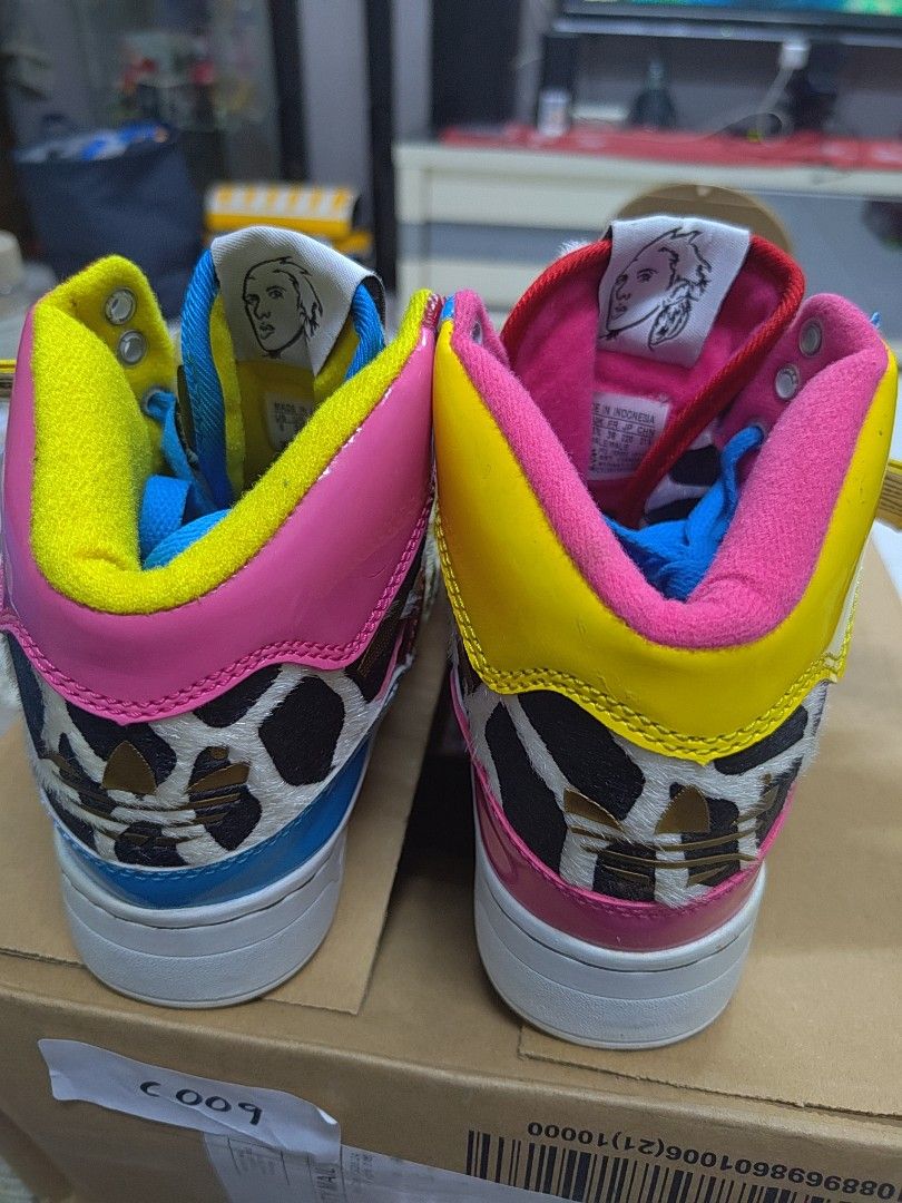 2ne1 jeremy scott shoes
