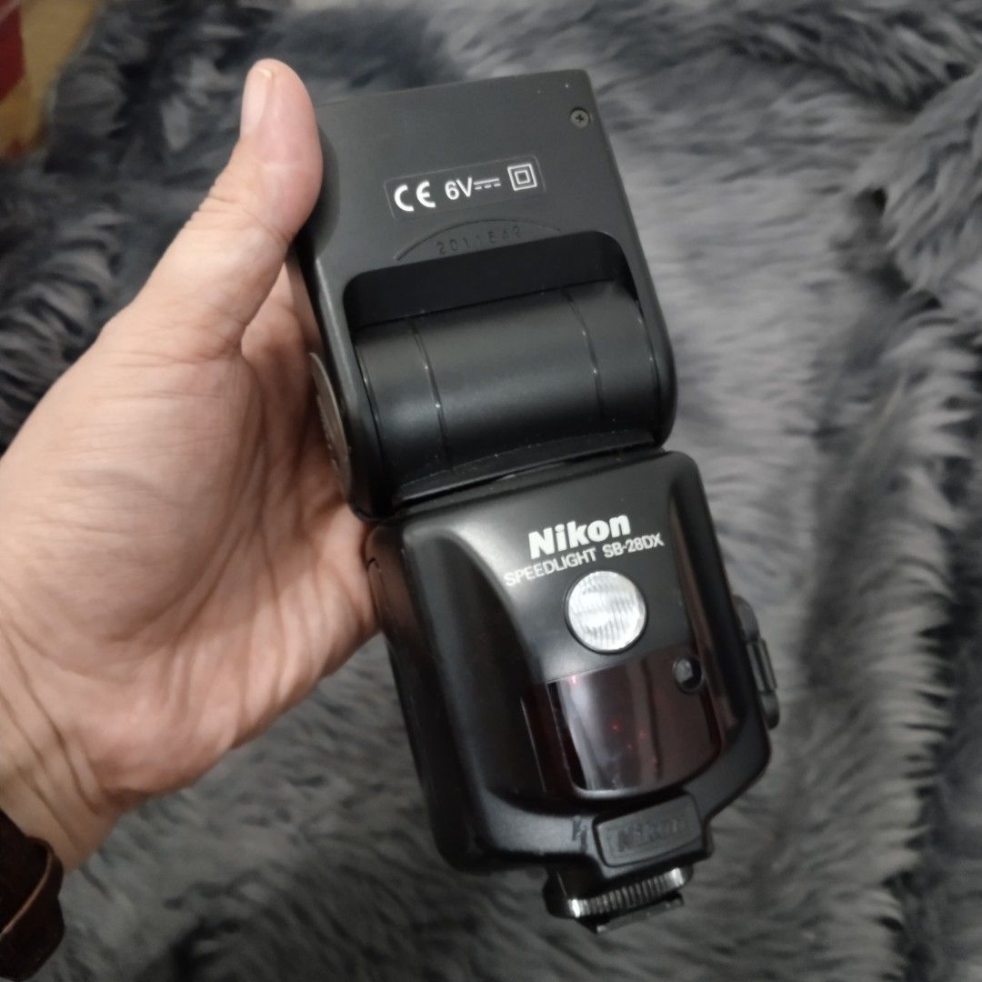 3500 (Category: Other Photography Accessories) located in Malolos. Submitted by afford.japan (Listing ID 1310595498, Image 3). Description: Affordable Nikon Speedlight SB-28DX 😍👌.