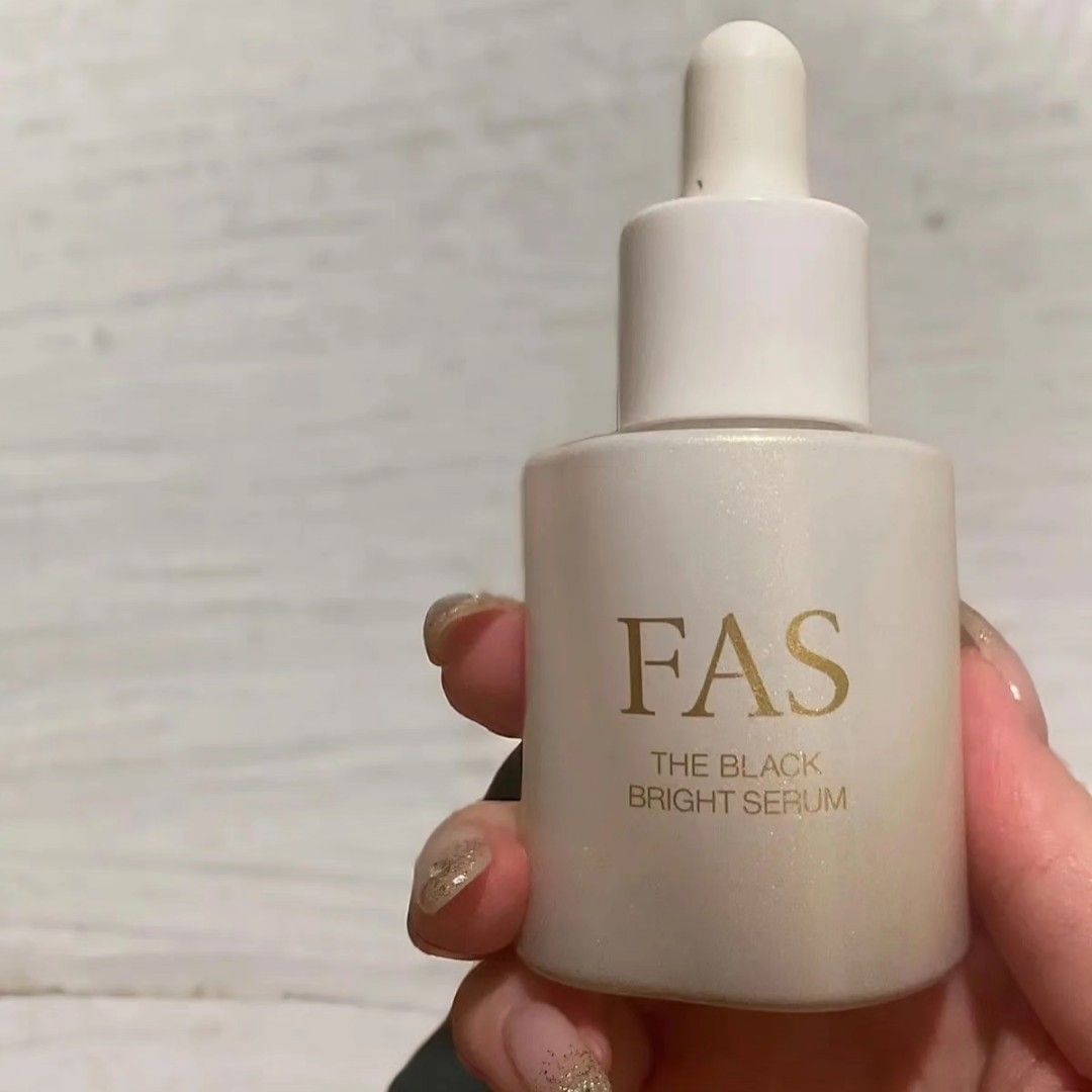 【✨️日本🇯🇵 FAS The Black Bright Serum 亮白精華液✨️】 30ml