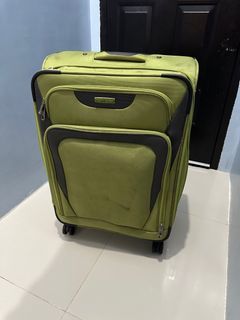 Authentic Samsonite Luggage (Medium Cabin)