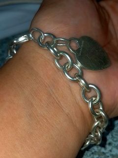 Authentic Tiffany & Co. 925 Silver Heart Charm Chunky Bracelet 7.5"