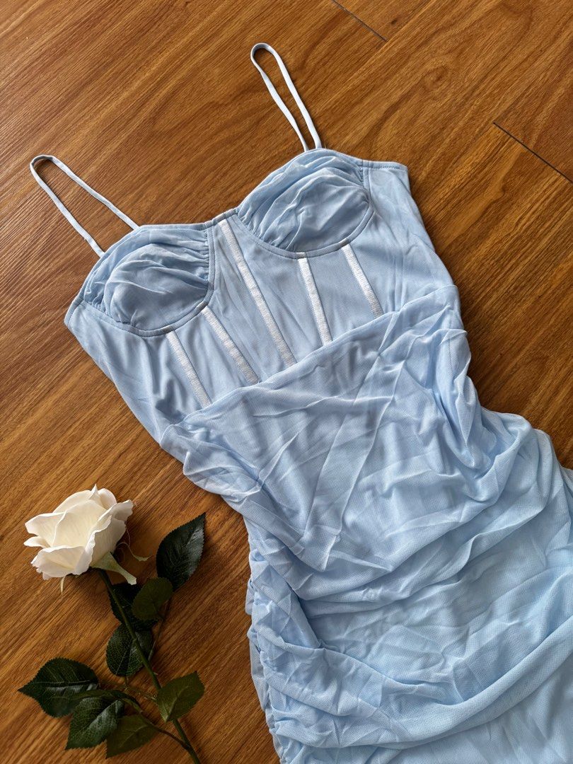 Bodycon Dress Brandnew (Category: Dresses) located in Mandaluyong City. Submitted by nicolelabarette (Listing ID 1310486880, Image 3). Description: this is brand new S and M 2pcs left in stock.