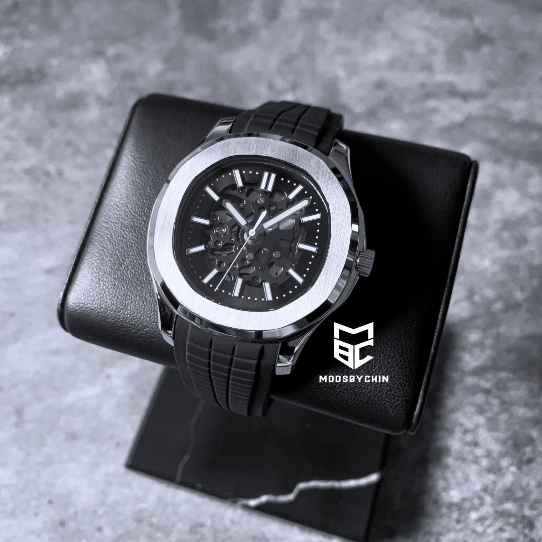 BUILD Seiko Aquanaut Skeleton Black Silver Mod