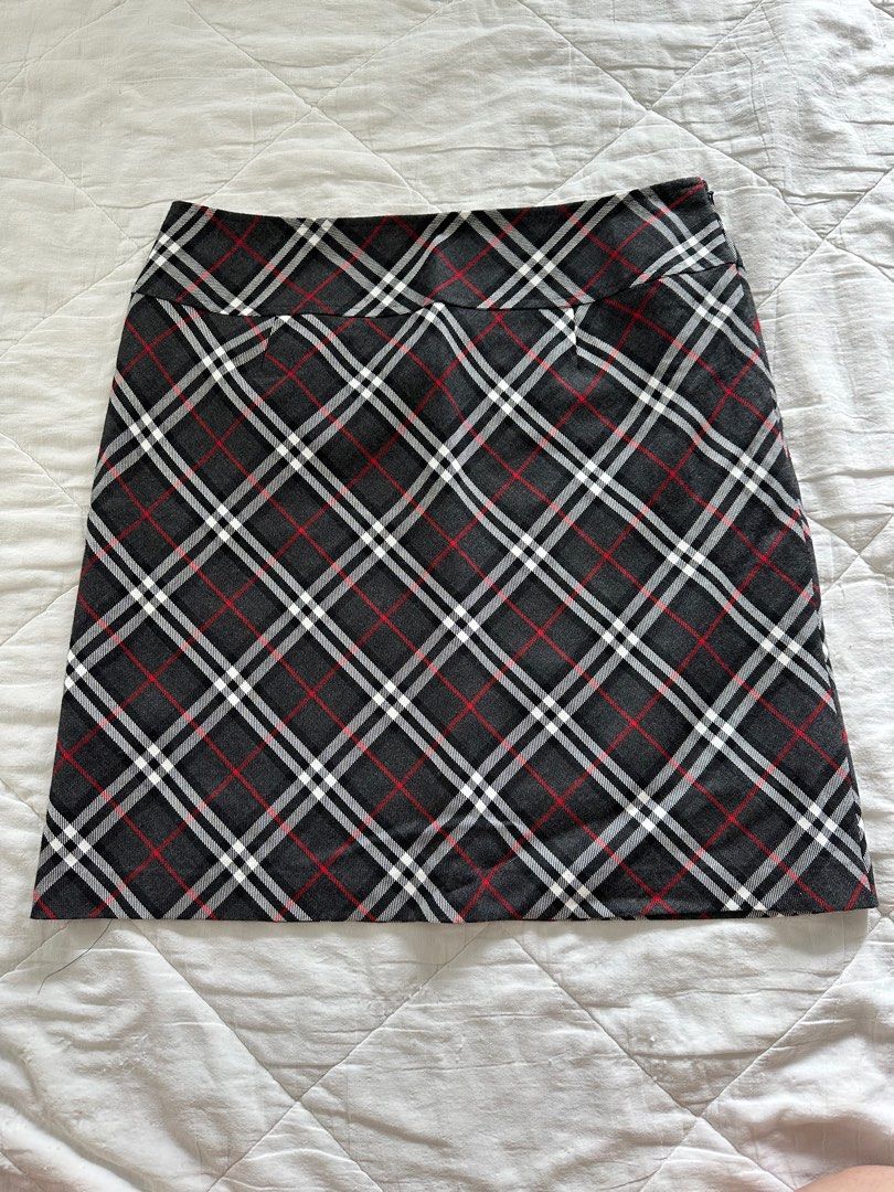 Burberry inspired nova check midi skirt Women s Fashion Bottoms Skirts on Carousell