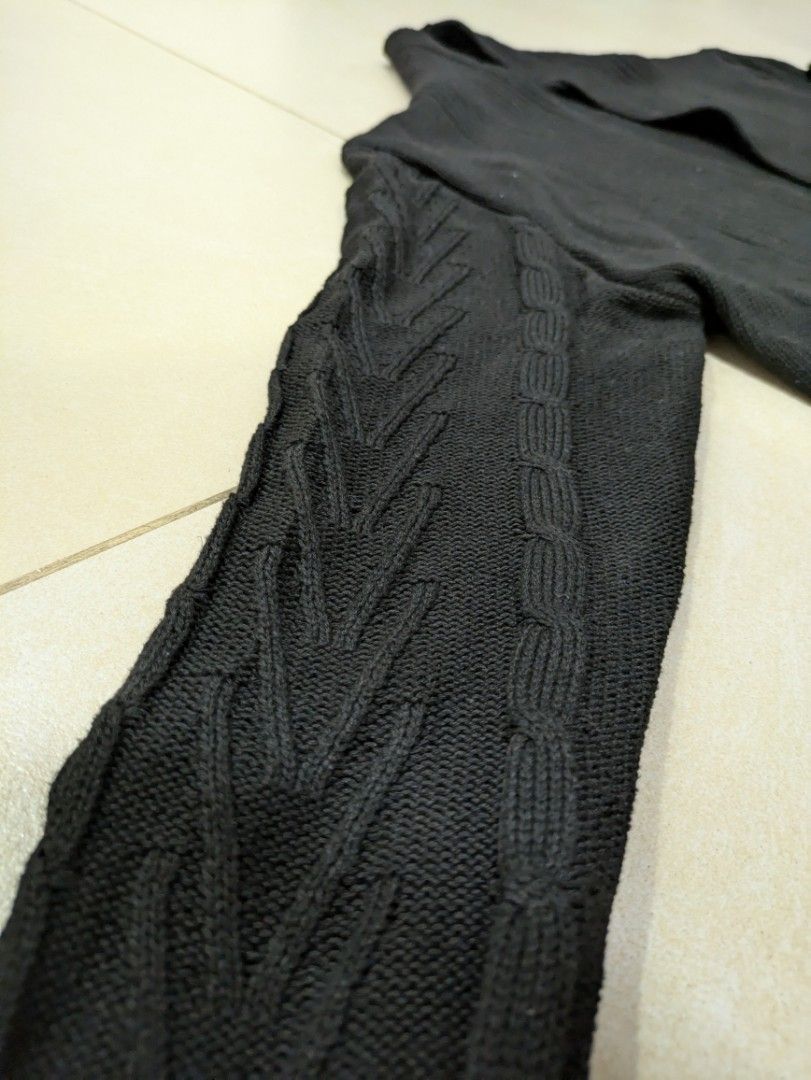 Heavy black cardigan sweater top
