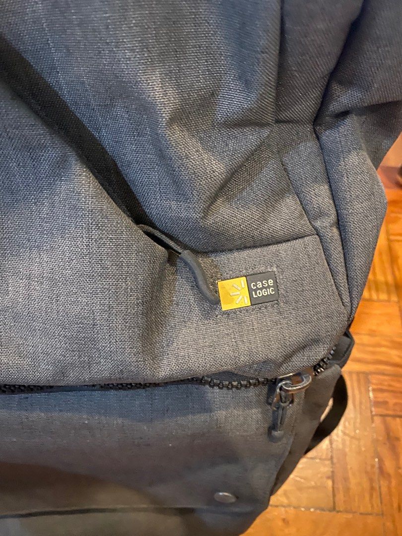 Case Logic FLXB-102 Reflexion DSLR with iPad Backpack Anthracite (Category: Camera Bags & Carriers) located in Pasig City. Submitted by closetcleanupbyc (Listing ID 1310599389, Image 3). Description: .