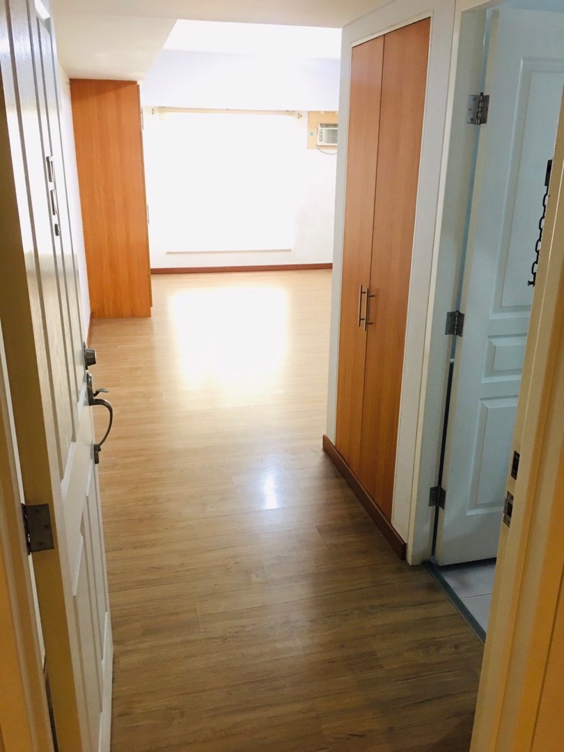 (Category: ) located in . Submitted by helentn (Listing ID 1310520605, Image 1). Description: .