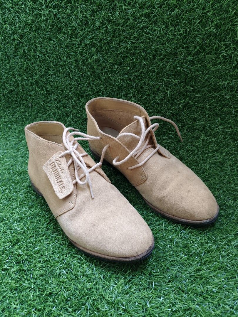 Clarks phenia desert online