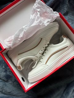 CLN White Fenella Lace Shoes (Brand New)