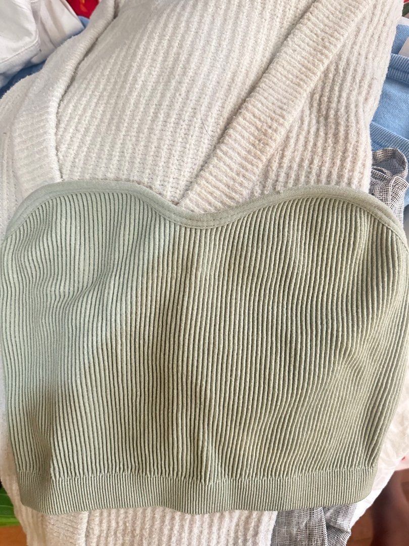 Cotton on tube top (Category: Sleeveless) located in Quezon City. Submitted by preloved__cw (Listing ID 1310512504, Image 1). Description: Cotton On tube top (Green and Pink) Size: XS (fits bust 32-34) Php 250 per top Rfs: Decluttering Only worn twice! .