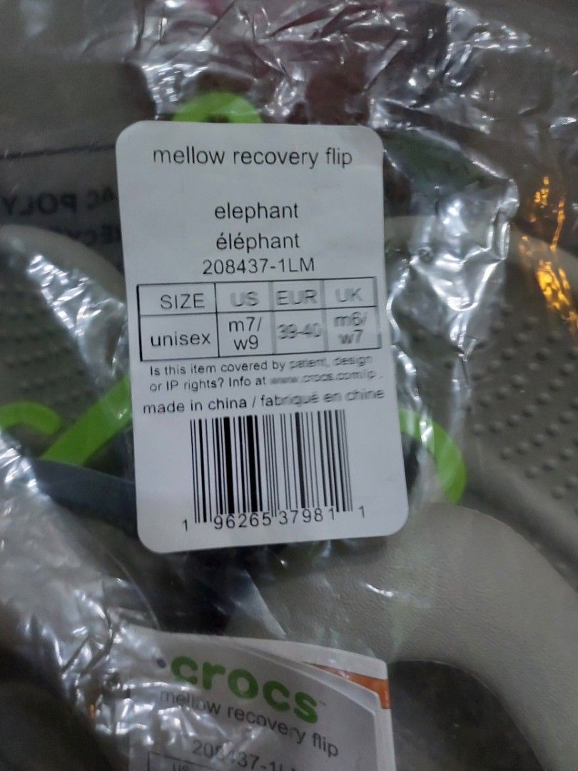 CROCS Mellow Recovery Flip M7W9 (Category: Slippers and slides) located in Quezon City. Submitted by waemierrie (Listing ID 1310480683, Image 2). Description: Original Crocs Mellow Recovery Flip in Elephant M7W9 brand new, with tags in original packaging WITH Eco Bag have tried different types of flips ni Crocs by far eto po pinaka comfy and lambot. my hubby and I have it we use it sa bahay so lambot sa paa..