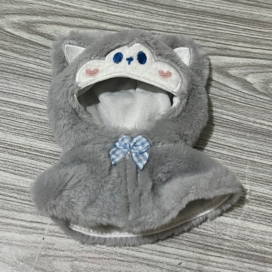 dog 10cm plush cloak outfit accessory (Category: Plushies & Soft Toys) located in Caloocan City. Submitted by worn.co (Listing ID 1310526129, Image 1). Description: .