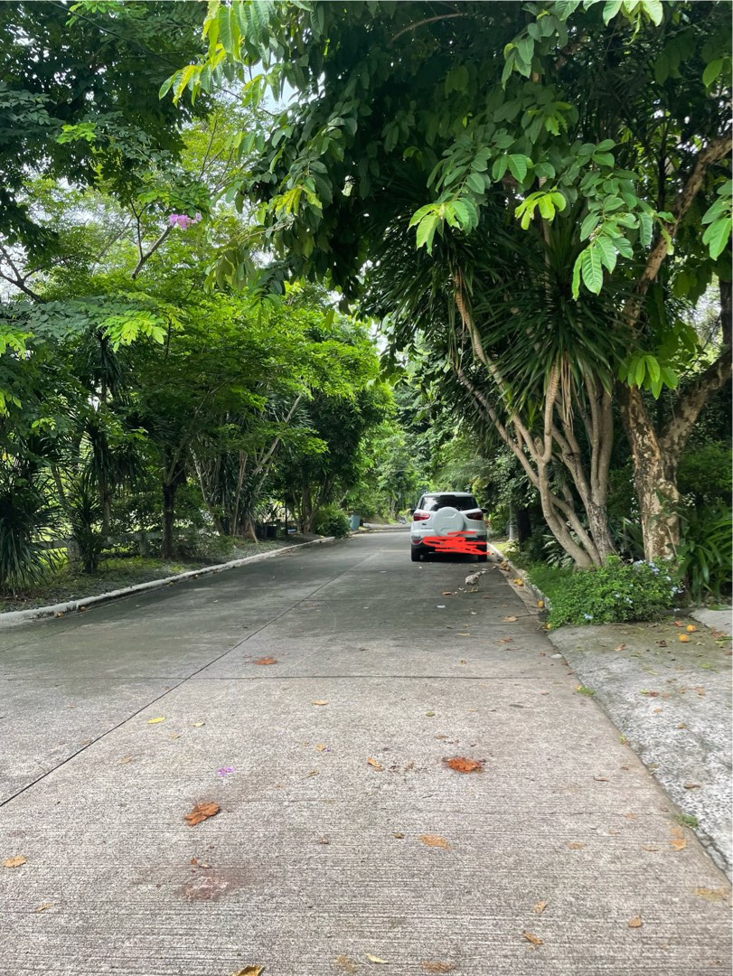 For Sale Residential lot inside the exclusive place in Matandang Balara