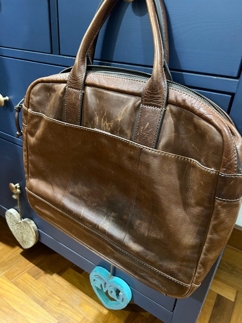 FOSSIL leather laptop bag