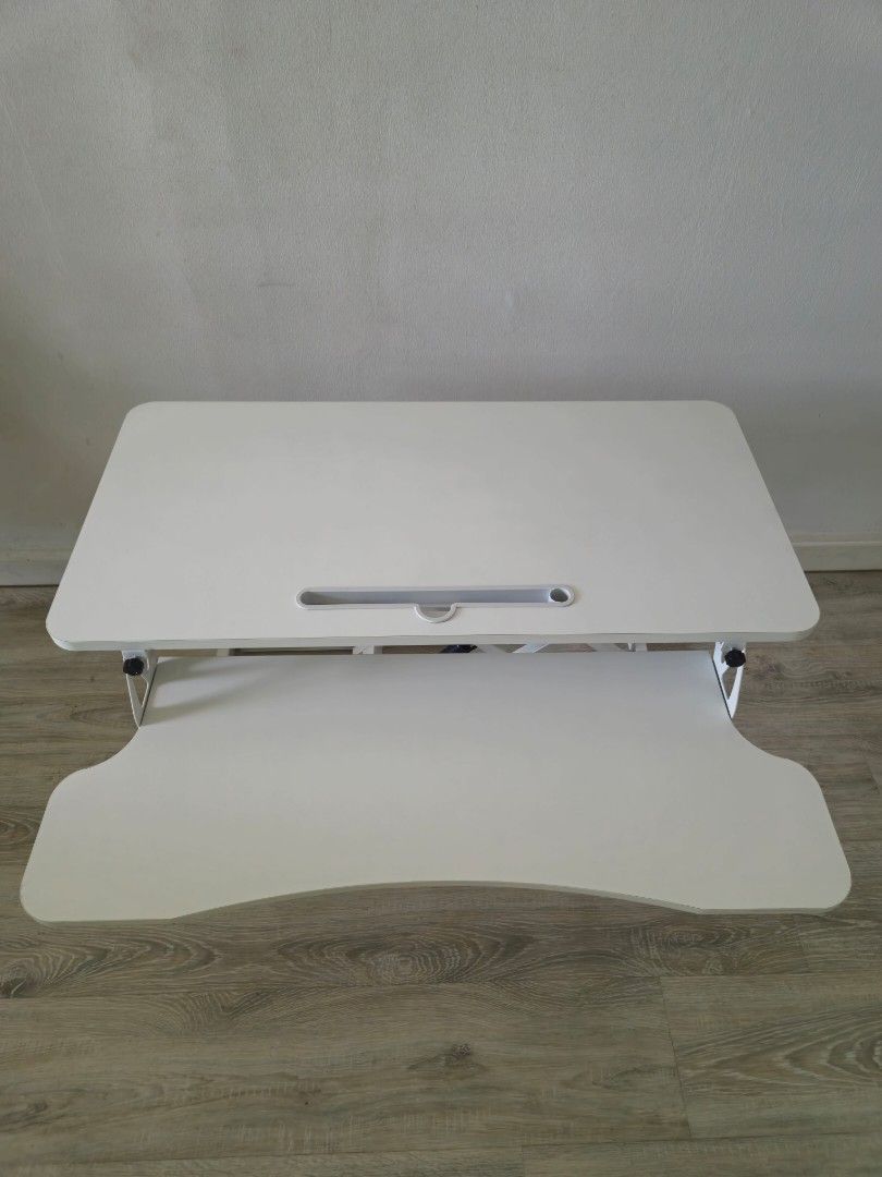Height Adjustable Table (Category: Tables & Sets) located in Singapore. Submitted by graciegracie2022 (Listing ID 1310500511, Image 1). Description: Measurements as shown in photos Self collection only!.