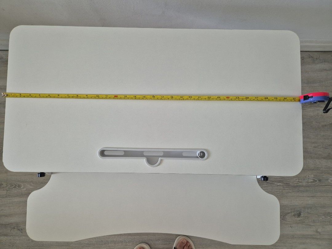 Height Adjustable Table (Category: Tables & Sets) located in Singapore. Submitted by graciegracie2022 (Listing ID 1310500511, Image 3). Description: Measurements as shown in photos Self collection only!.
