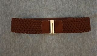 H&M waist belt, braided, elasticized, suede-like and faux leather material, tawny, tan, light brown, almost 2.5 inches wide, free size