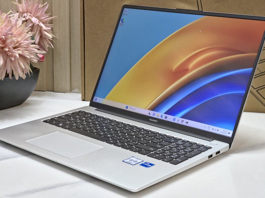 Huawei MateBook D16 RLEF-X i5-12th Gen 16GB RAM 512GB SSD 16 inches IPS ...
