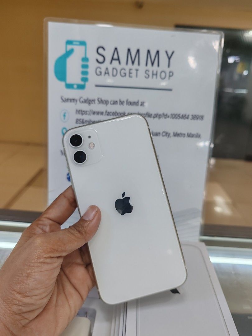 Iphone 11 (Category: iPhone 11 Series) located in San Juan City. Submitted by ronalynac40976 (Listing ID 1310494323, Image 1). Description: Iphone 11 2ndhand Under Warranty Till Oct. 2024 98% Bat health Makinis good condition W/box, case usb Pick up store in greenhills shopping center/COD in metro Manila(plus SF) 📍We accept credit card/Ggives+% 📍We accept swap/trade in ✅dm or call for fast transaction 📞09425544556/09279500069 📍Located @ 2/f c
