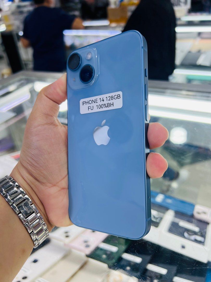 Iphone 14 128gb 100% batt FU US Variant (Category: iPhone 14 Series) located in San Juan City. Submitted by javedsgadgetshop (Listing ID 1310550474, Image 2). Description: OPEN FOR INSTALLMENT VIA CREDIT CARD/GGIVES/SPAY/BILLEASE & SWAP/TRADE-IN! WE BUY AND SELL ( ANYKINDS OF UNIT BINIBILI PO NAMIN)! PTPA : Padelete po f bawal Read ❗️Onhand ‼️ Iphone 14 •128gb •US Variant •100% batt health •Factory Unlock •95% Smoothness •No hidden issue | No Rep