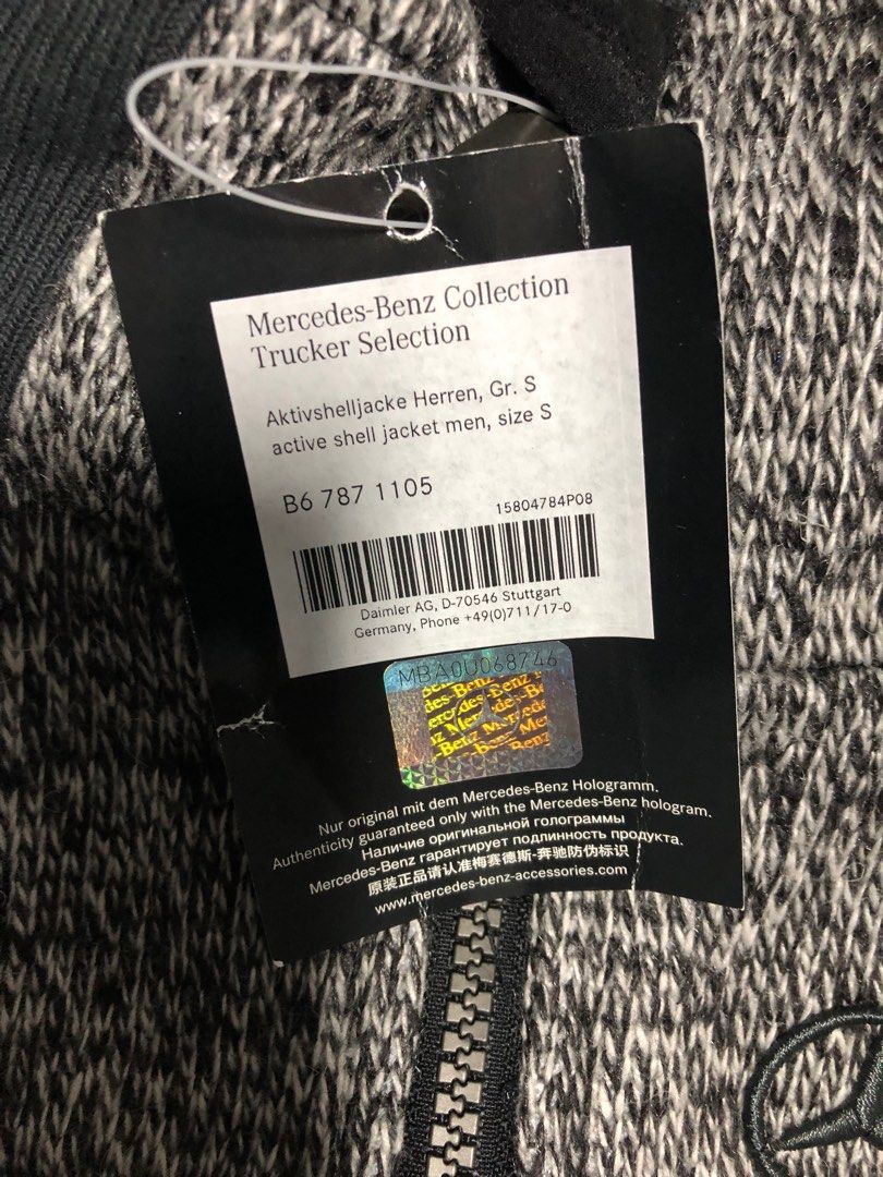 Jacket (Category: Coats, Jackets and Outerwear) located in Singapore. Submitted by eric.seah.779 (Listing ID 1310585184, Image 3). Description: Mercedes Active shell jacket for men - Colour: anthracite/grey - outer material: 90% polyester/10% wool - inner material: fleece and taffeta lining, 100% polyester - water-repellent and breathable.