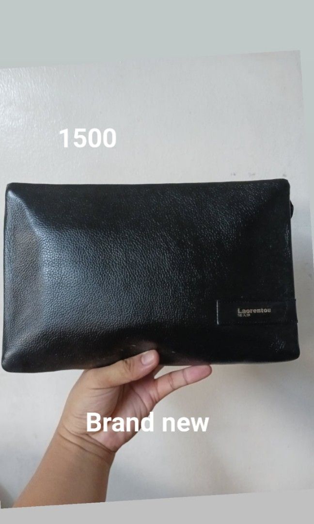 Laorentou/denghaolal clucth bag (Category: Luxury Bags & Wallets) located in Manila. Submitted by chinito191983 (Listing ID 1310500626, Image 1). Description: brand new.