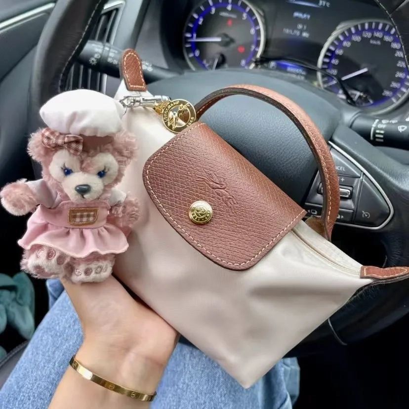 longchamp Clutch mini hand bag paper white add on strap 25