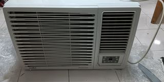 Mabe (GE Electronics) 1.5 HP Window Type Inverter Aircon