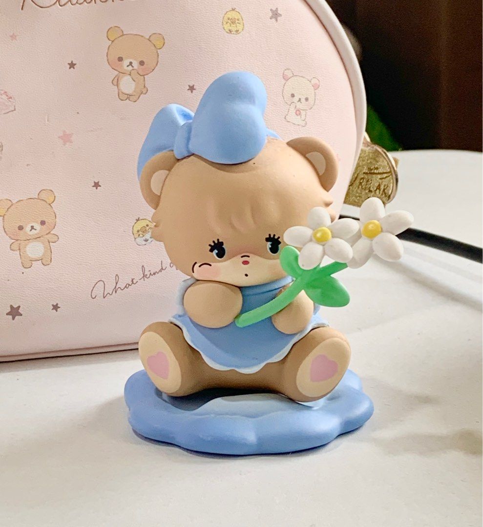 MINISO Mikko Illustrations Fresh Flower Series (Category: Art & Prints) located in Makati City. Submitted by xianii (Listing ID 1310492214, Image 1). Description: Selling on of my MINISO Mikko Illustrations Fresh Flower Series: Little Daisy Petite Margeurite Rfs: Downsizing.