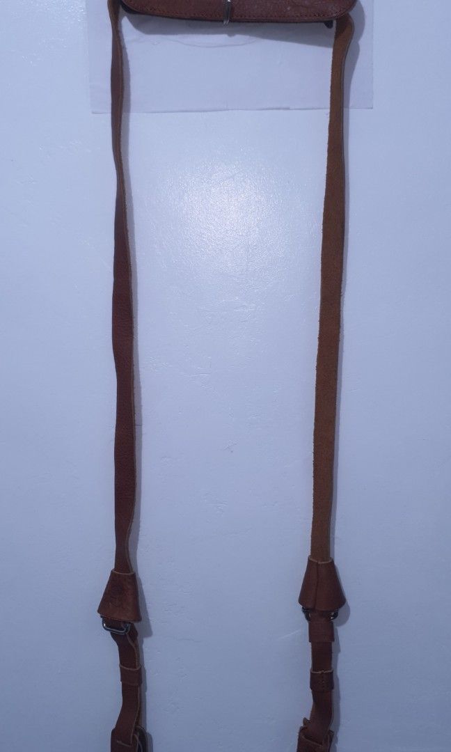 TIMBERLAND SLR Camera Strap Soft Genuine Leather Shoulder Strap (Category: Camera Bags & Carriers) located in Baguio. Submitted by missyjhen81 (Listing ID 1310465664, Image 1). Description: 📝📷Products and Photos and Information • Onhand • Actual photos *Some photos are for reference only *Product color image may slightly differ due to lighting 💳Payment Methods • GCASH • Maya • BPI Bank Transfer Note: Your order will be processed only after pay