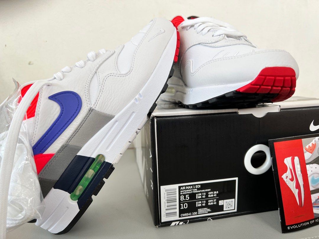 air max 1 evolution of icons on feet