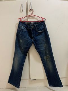 Old navy low rise boot cut low waisted y2k jeans