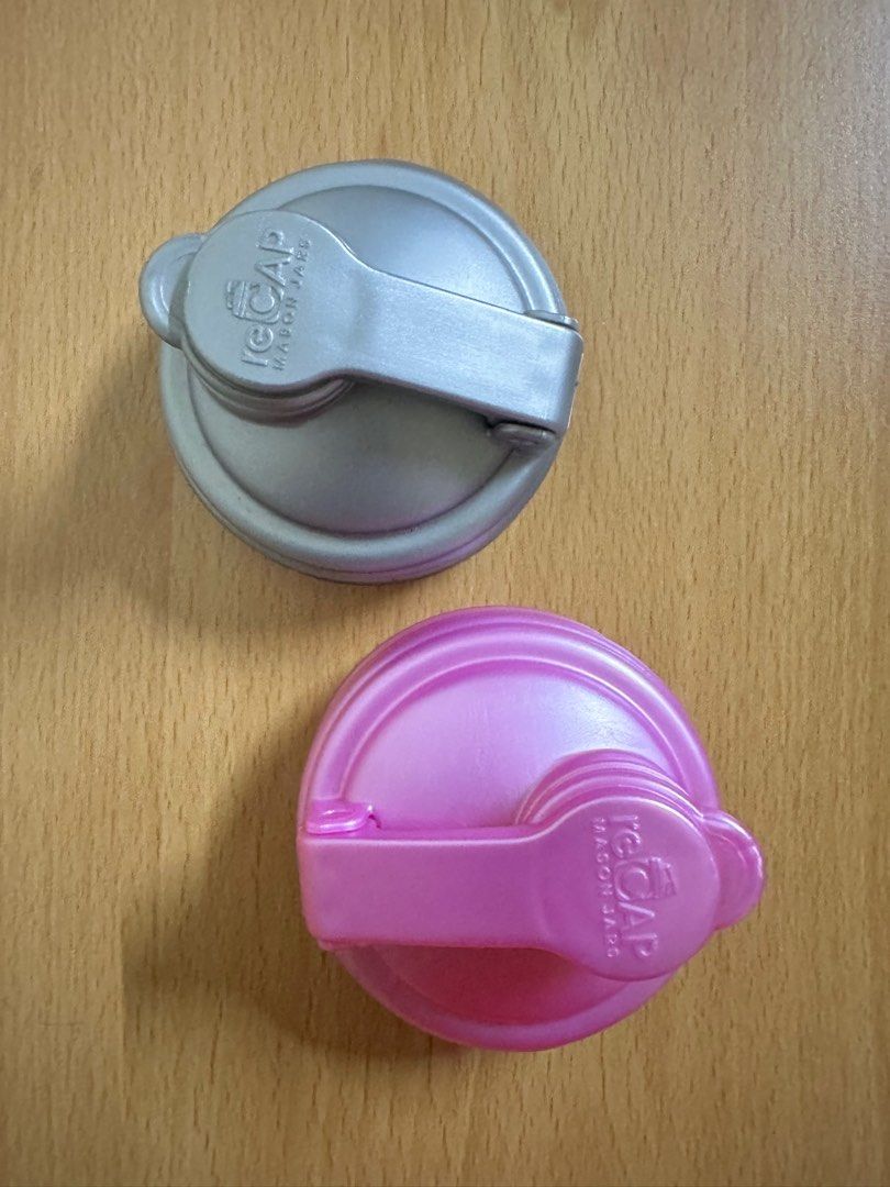ReCap Mason Jar Pour Caps (Category: Other Kitchenware & Tableware) located in Las Pinas. Submitted by seektoshop (Listing ID 1310600456, Image 1). Description: Comes in a Set of 2 Brand: reCAP Style: Compact Shape: Round Number of Pieces: 2 Dishwasher Safe These Recap Mason Jar Pour Caps are really easy to clean and even easier to drink and pour out of. I’m looking forward to using them for smoothies and salad dressings. Made in USA.