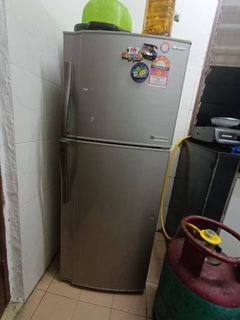 (Category: ) located in . Submitted by aardd (Listing ID 1310545977, Image 1). Description: .