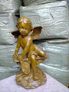 Sitting Angel Statue