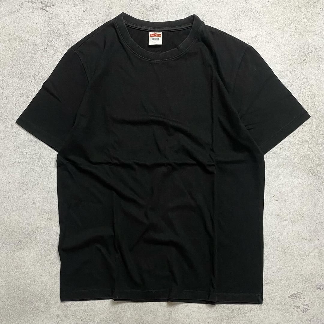 Blank supreme tees store