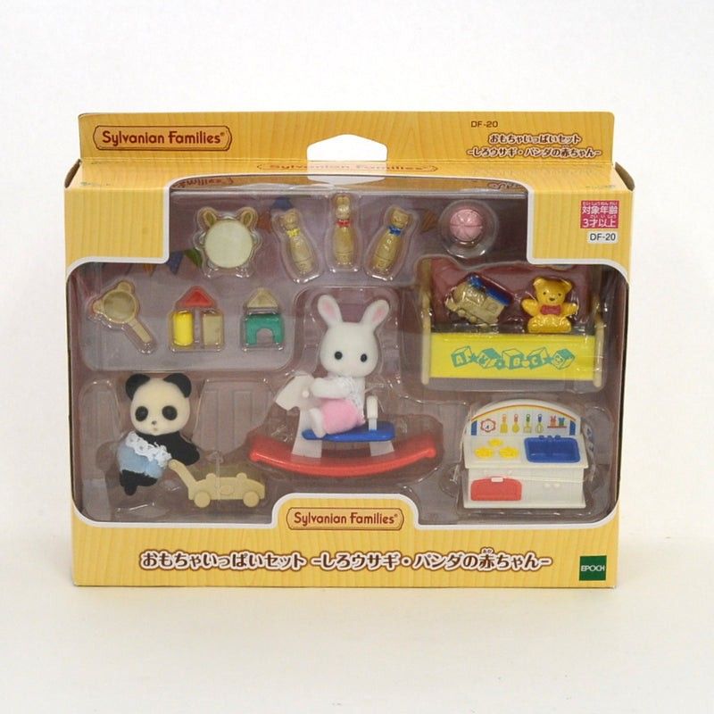 Sylvanian Family Baby's Toy Box (Category: Kids Toys) located in Manila. Submitted by jiyindaeh37323 (Listing ID 1310466629, Image 2). Description: .