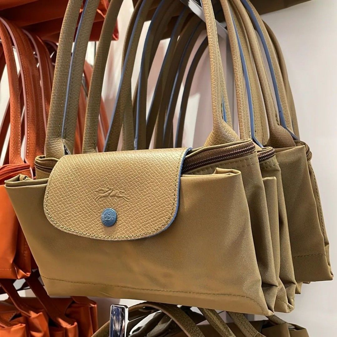 TAN Color Longchamp Size M L Bag Tote Bag MASSIVE COLLECTION Longchamp Shoulder bags Classic Mini Longchamp le pliage Club series Longchamp