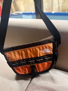 The North Face small messenger bag adjustable crossbody