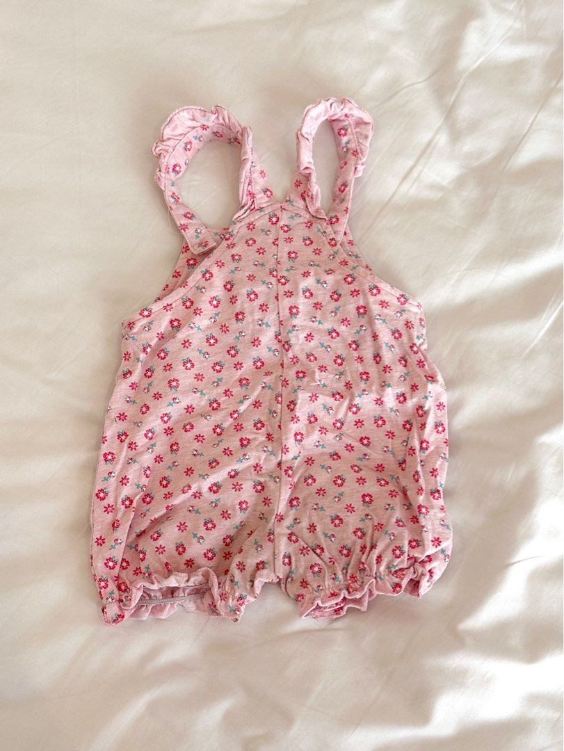 Tiny button overalls (Category: Babies & Kids Fashion) located in Kuala Lumpur. Submitted by foursumm3rs (Listing ID 1310512600, Image 3). Description: Floral pink overalls. Very cute. 3-6 months. Adjustable straps. .