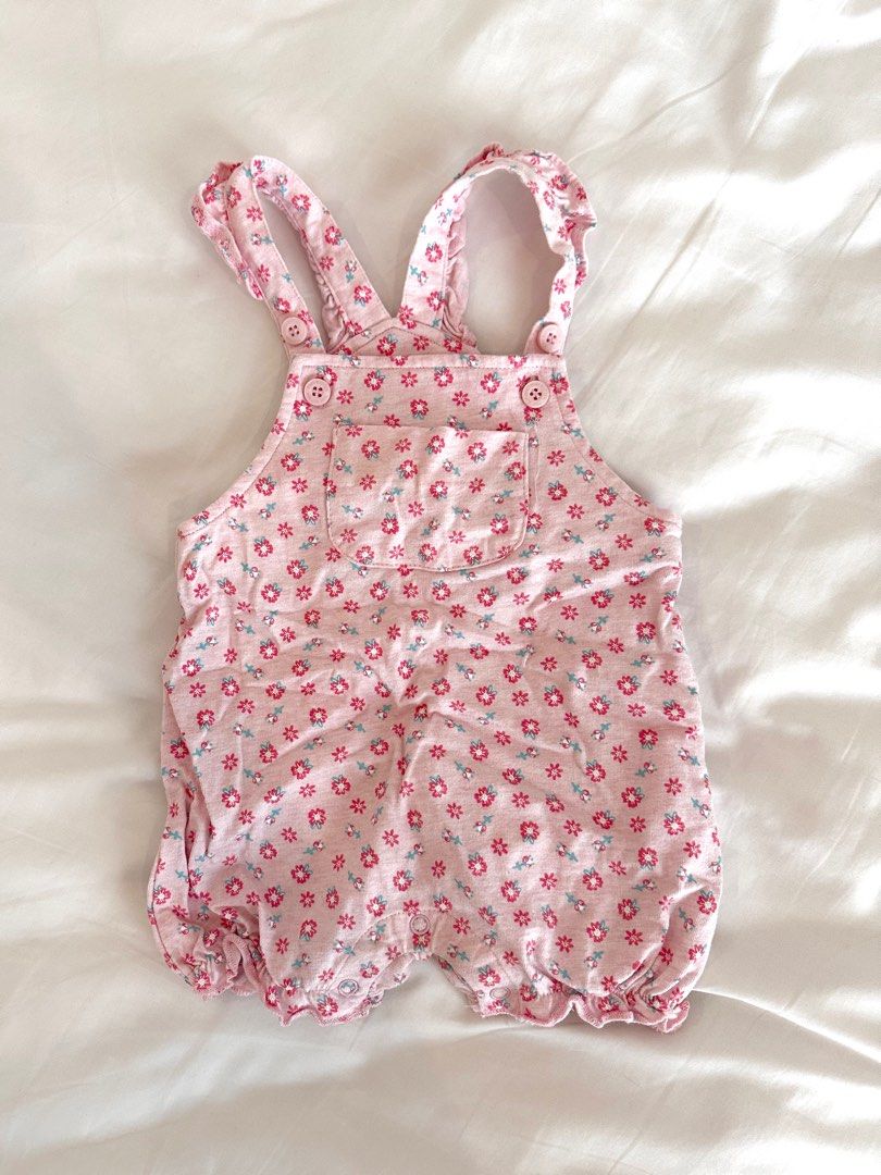 Tiny button overalls (Category: Babies & Kids Fashion) located in Kuala Lumpur. Submitted by foursumm3rs (Listing ID 1310512600, Image 1). Description: Floral pink overalls. Very cute. 3-6 months. Adjustable straps. .