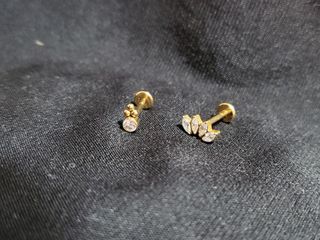 Titanium gold screw type earring for ear piercing