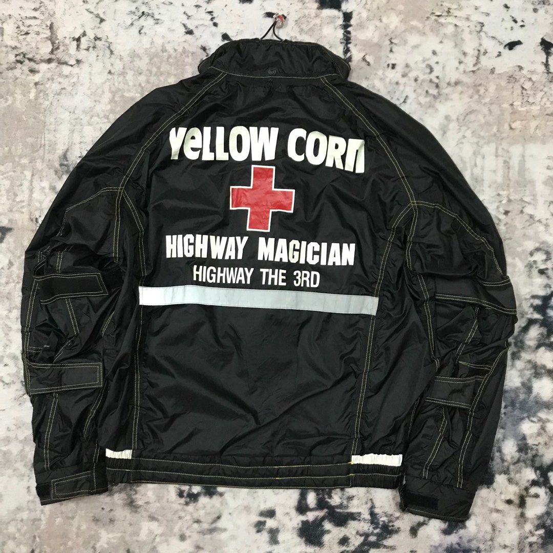 VINTAGE YELLOW CORN HIGHWAY MAGICIAN SPELLOUT BIGOLOGO NYLON