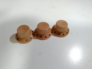 （分類：）位於 。 由 Nick_Vio 提交（商品編號 1310520585，圖片 1）。簡介： 。