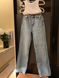 (Category: ) located in . Submitted by stylecache (Listing ID 1310546329, Image 1). Description: .