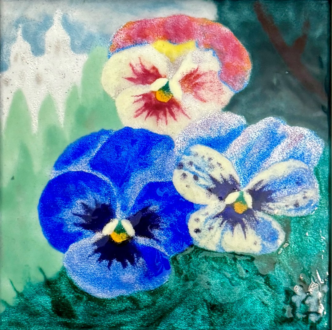 七宝焼　大吉七宝工房　太田博明作　花蝶文　花瓶　V　9147 七宝焼 大吉七宝工房 太田博明作 花蝶文 花瓶 V 9147 - メルカリ